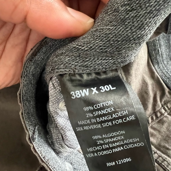 ❄️SOLD❄️ men’s outdoors Khaki’s Sz. 38w x 30L - Picture 6 of 9